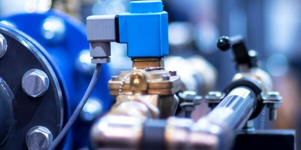 چگونگی کاهش هزینه‌های تعمیر و نگهداری سیستم‌های سرمایشی با اکسپنشن ولو الکترونیکی دانفوس