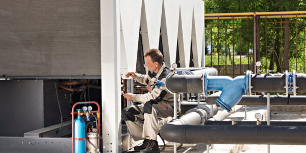 تعمیر و عیب یابی چیلر